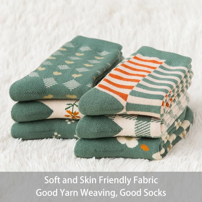 Women Autumn Winter Cartoon Pattern Thick Warm Socks 6 Pairs