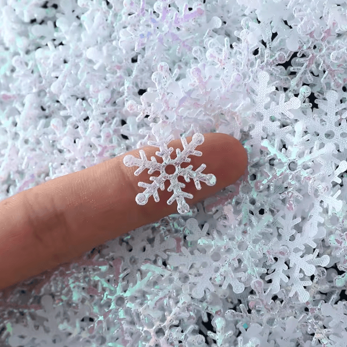 Product Name Sparkling Christmas Snowflake Confetti Set – 300pcs Winter Party & Table Decorations
