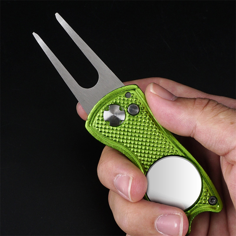 Foldable Golf Divot Repair Tool with Groove Cleaner – Compact Fork Training Aids for Golfers
