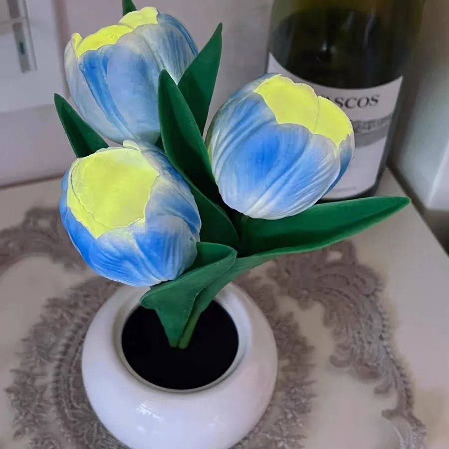 Romantic Simulation Tulip Bouquet LED Table Lamp