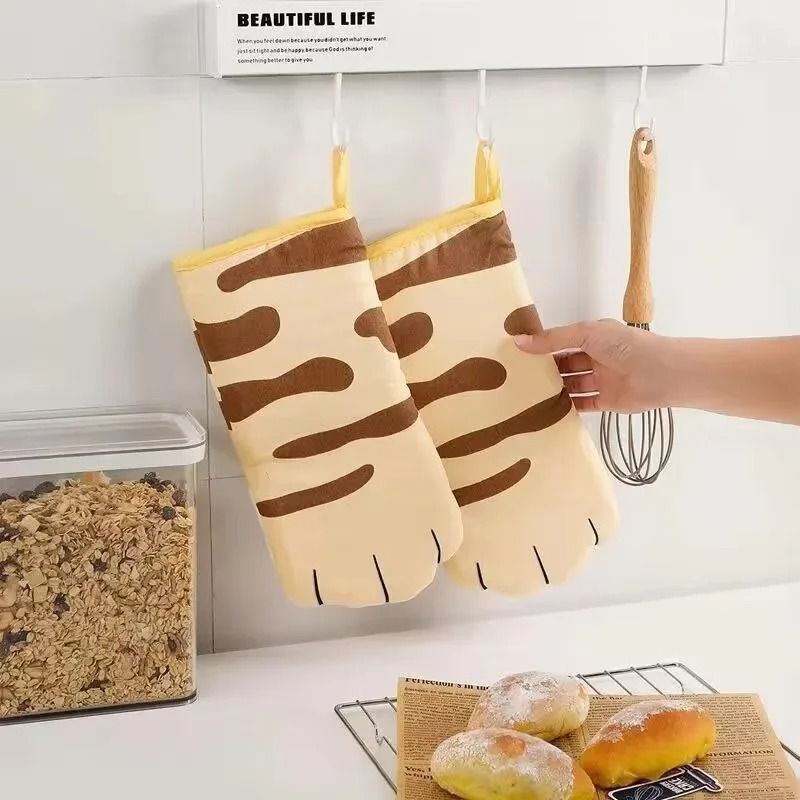 Cute Cat Paw Insulated Heat-Resistant Baking Mitt