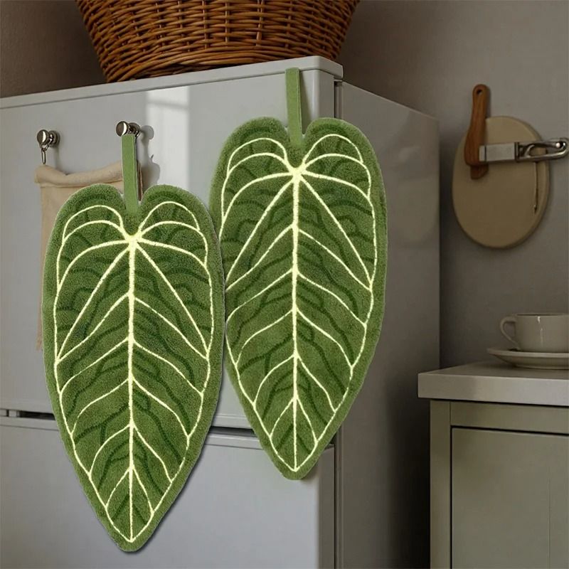 Ultra-Absorbent Quick-Dry Leaf Hand Towel and High-Performance Botanical Bathroom Decoration