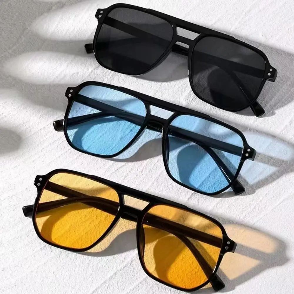 UV400 Square Frame Sunglasses – Retro Punk Black Shades for Men & Women