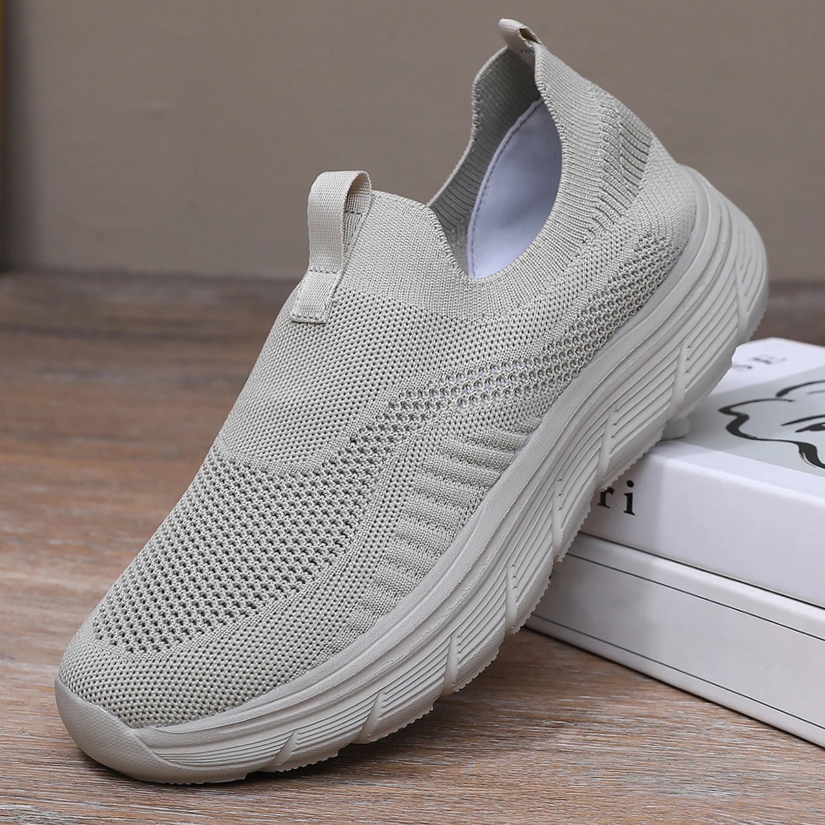 Mens Walking Shoes, Lightweight Casual Mesh Sneakers, Slip On Tennis Shoes, Fashion Running Trainers, Comfortable Gym