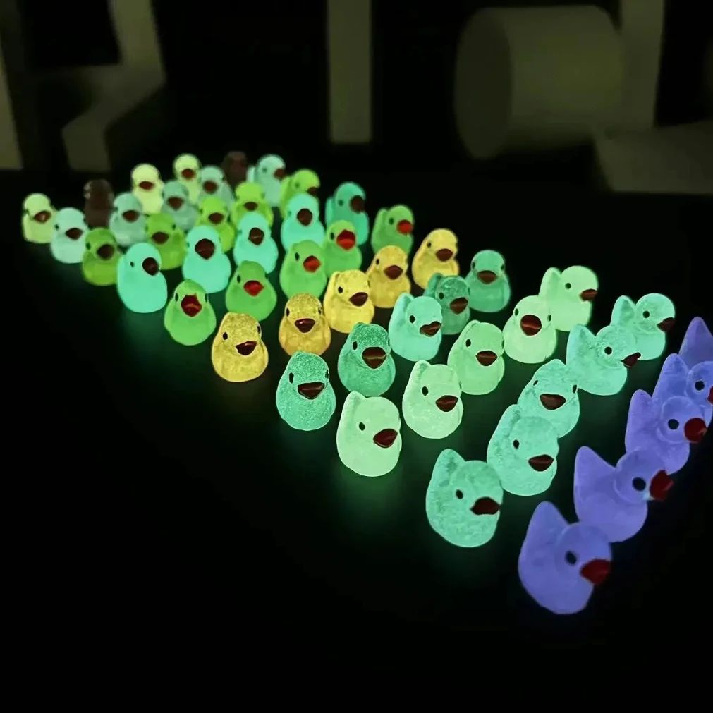 Glowing Mini Resin Duck Figurines SetGlowing Mini Resin Duck Figurines Set