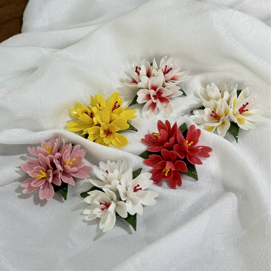 Handmade Ceramic Aromatherapy Burner Peach Blossom Incense Holder Home Decor