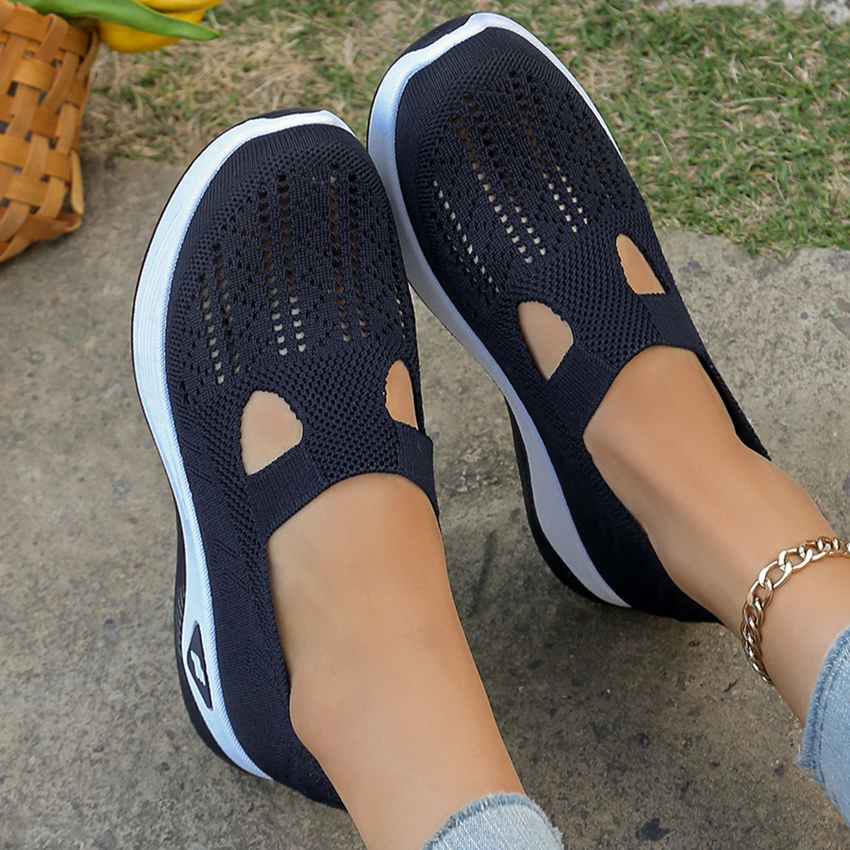 Womens Summer Shoes Casual Sneaker Simple Light Flat Solid Shoes For Daily Wear Four Seasons Comfort Sale