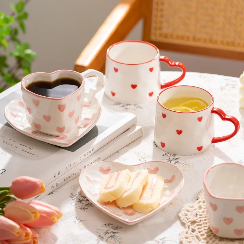Hand-Painted Ceramic Heart Handle Mug (201–300ml) – Romantic Love Coffee & Tea Cup