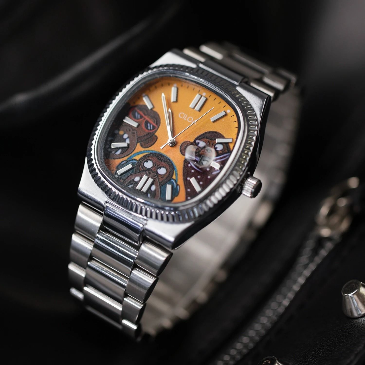 Square Luxury Quartz Watch – High-End Stainless Steel Fashion Timepiece