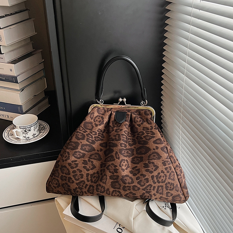 Leopard Print Kiss Lock Clutch Bag for Women Vintage Shoulder Handbag