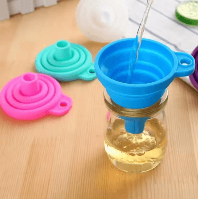 Mini Silicone Collapsible Funnel – Mini Foldable Funnel for Portable Kitchen Funnel Use (Fuel, Oil, Beer, Hopper Accesso