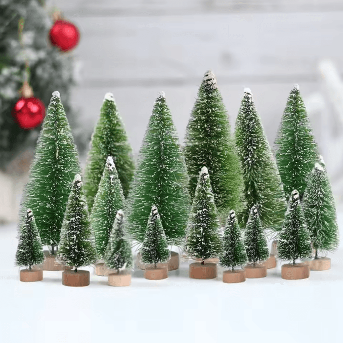 Mini Sisal Christmas Tree Tabletop Decor with Wooden Base