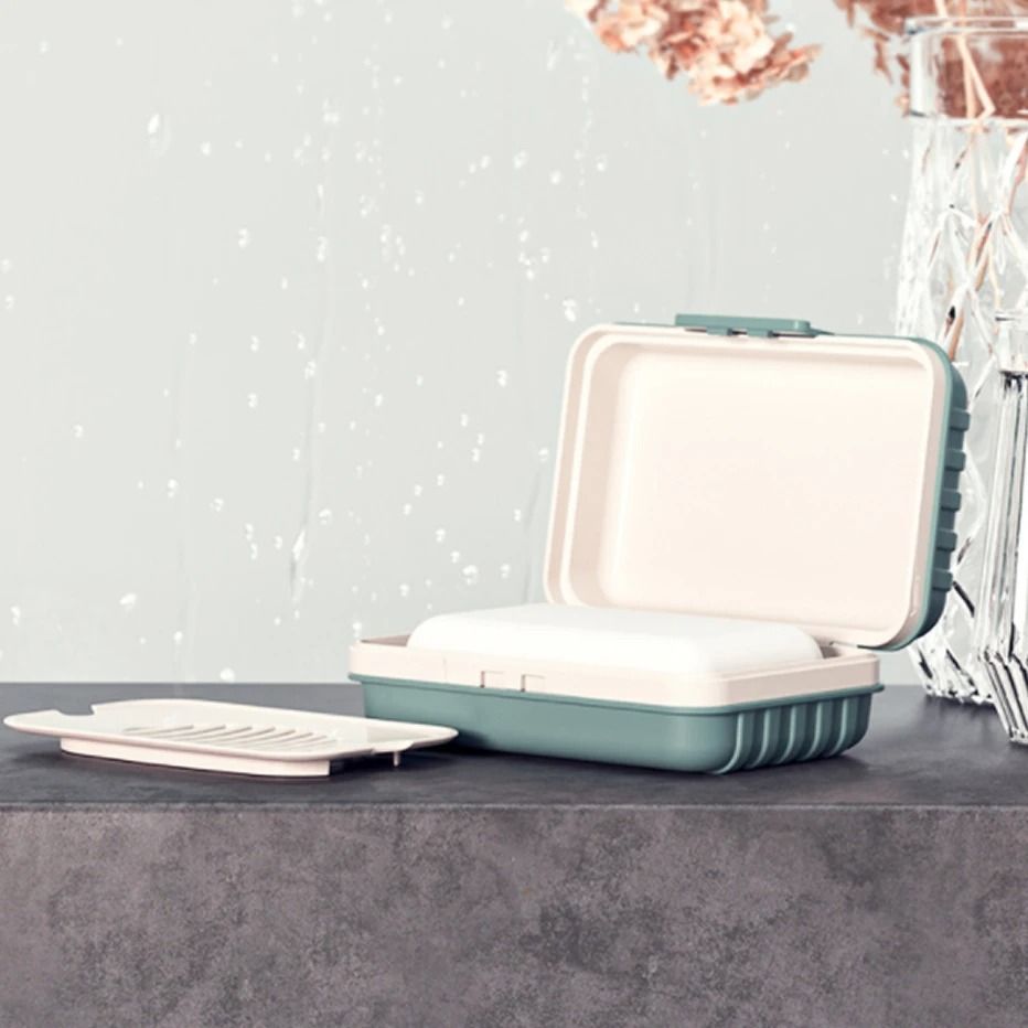 Bathroom Soap Dish with Lid Travel Soap Box Keeps Soap Dry