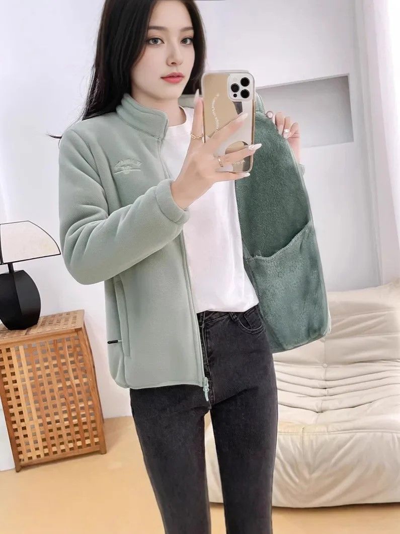 Winter Luxe Polar Fleece Letter Print Coat – Womens Loose Fit Wool-Liner Jacket