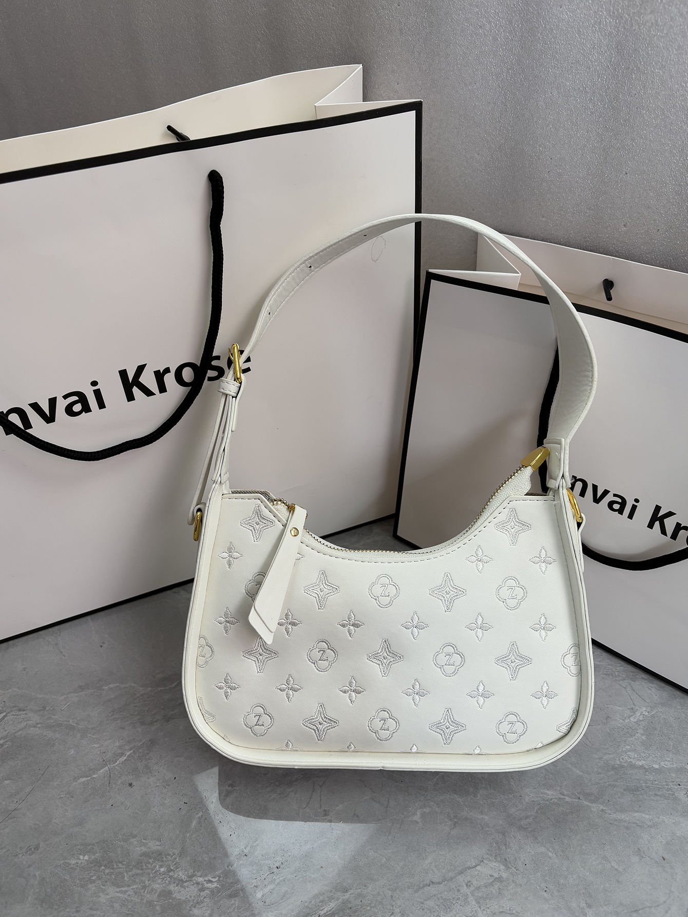 Women's High-End New Fashion Embroidered Underarm Bag, Crossbody Baguette for Easy Match