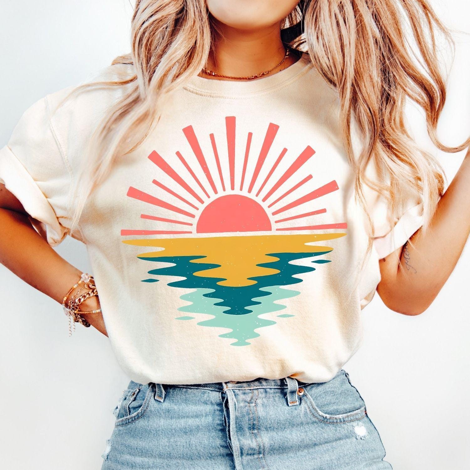Comfort Colors Sunset Beach Shirt, Retro Ocean Sunrise Tee, Vintage Summer Graphic T, Vacation T, Cute Travel Shirt