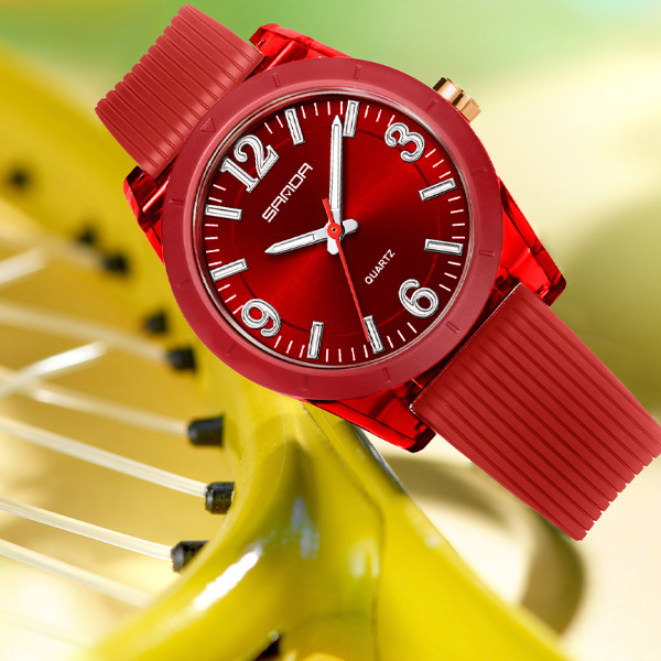 Transparent Children's Quartz Watch Waterproof, Night Light Feature, and Durable for Leisure & Student Use