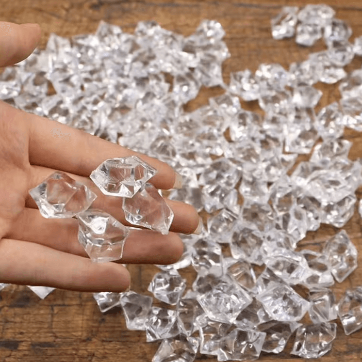 Crystal Clear Acrylic Crushed Ice Stones – Decorative Vase Filler Gems for Events & Home Decor