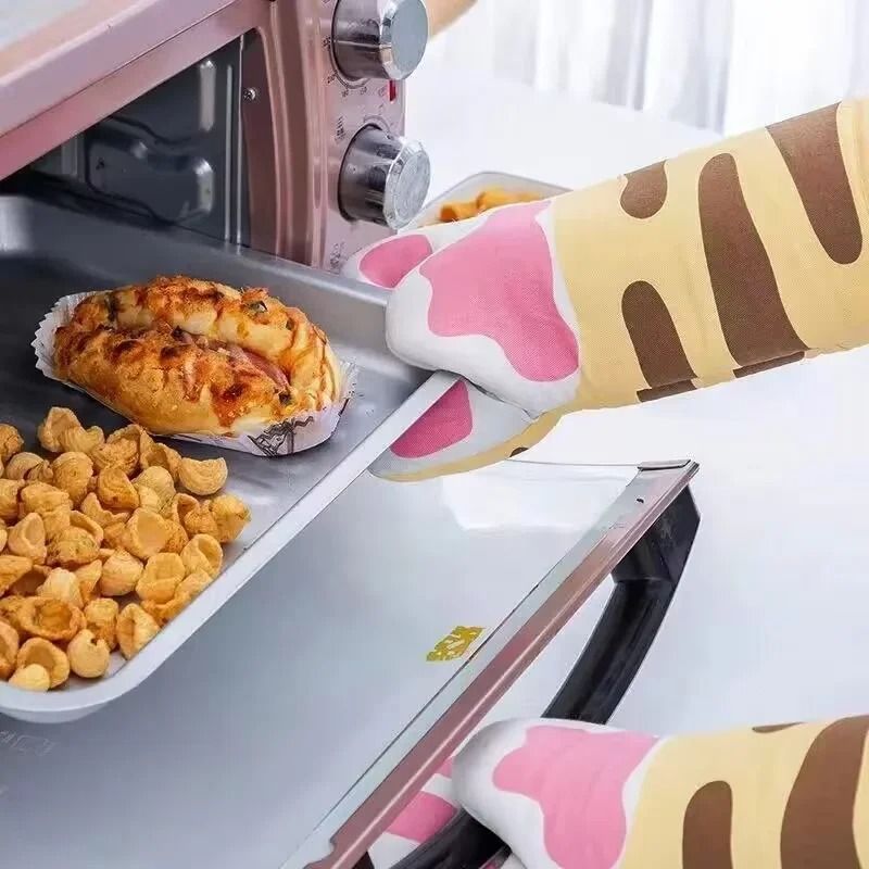Cute Cat Paw Insulated Heat-Resistant Baking Mitt