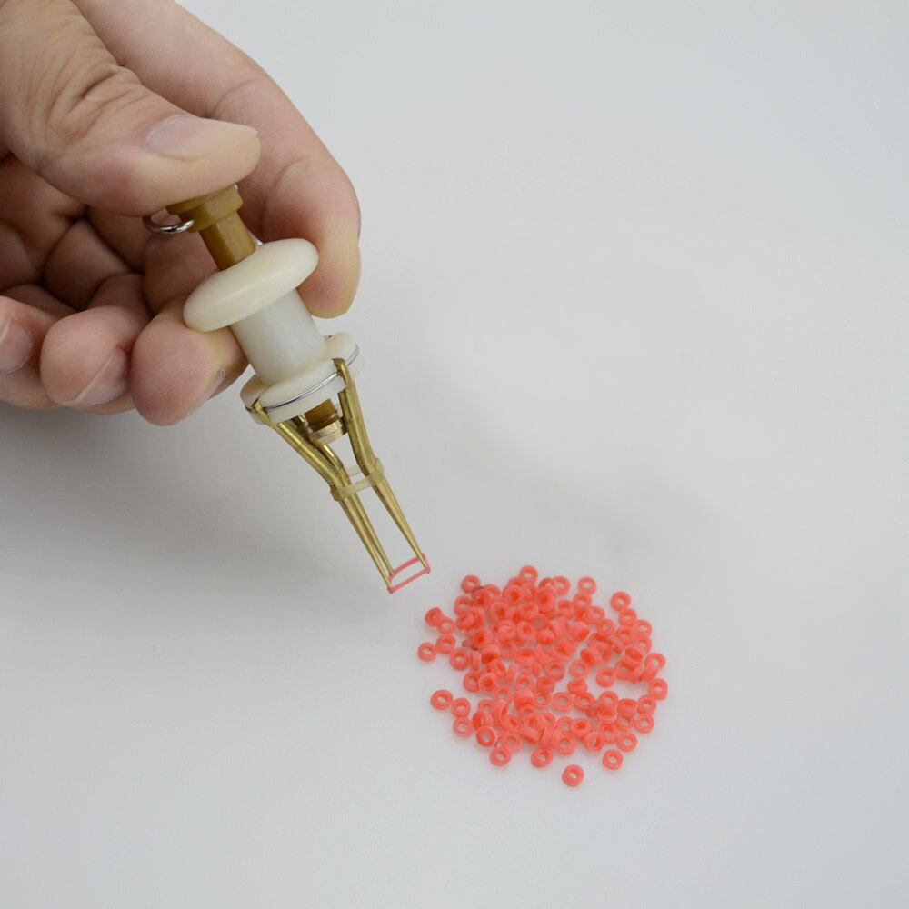 Pellet Bait Banding Tool