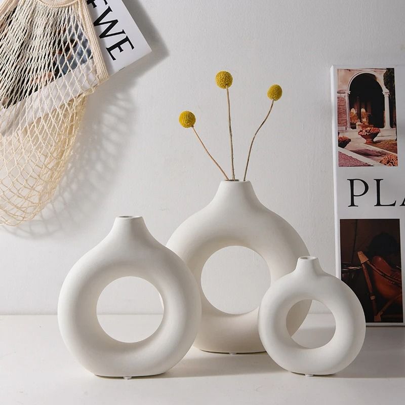 Nordic Minimalist Donut Vase for Modern Home Decor
