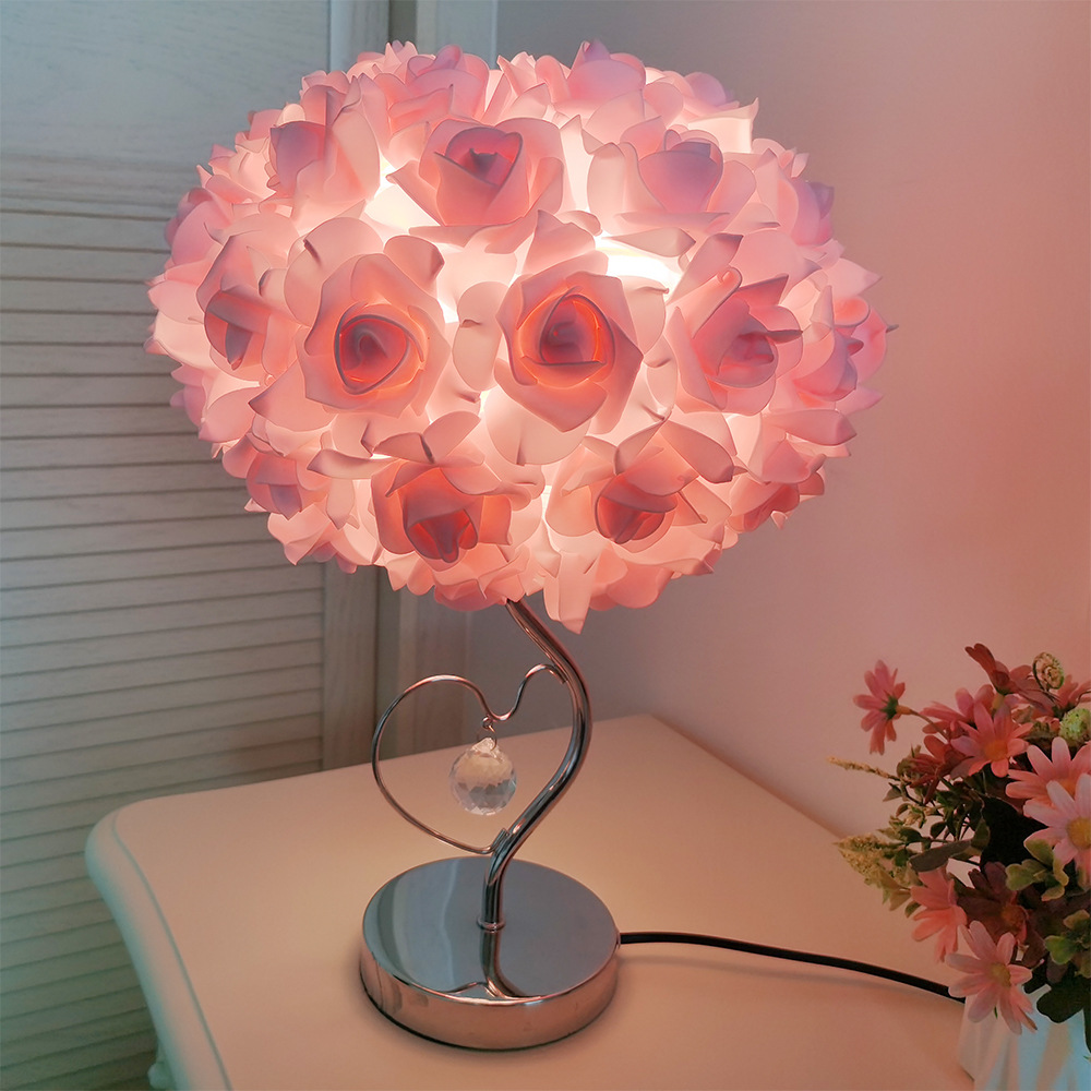 Pastoral Style Rose Table Lamp, Heart Crystal Bedside Lamps, Decorative Nightlight for Bedroom Room Decor, Girls Gifts