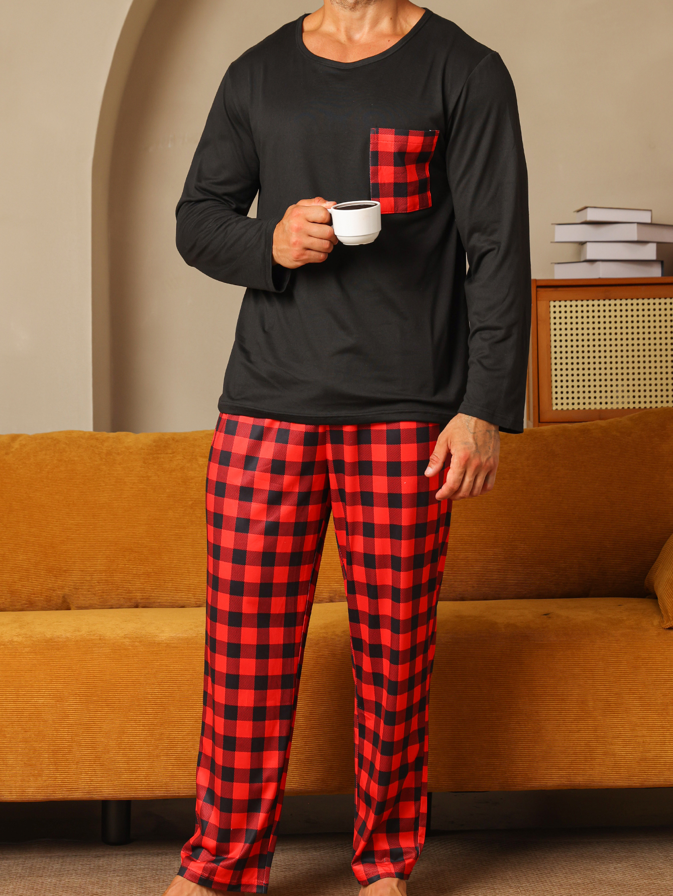 Mens Pajamas Two Piece Set, Autumn and Winter Long Sleeved Pants, Checkered Sleepwear, Soft and Comfortable Polyester