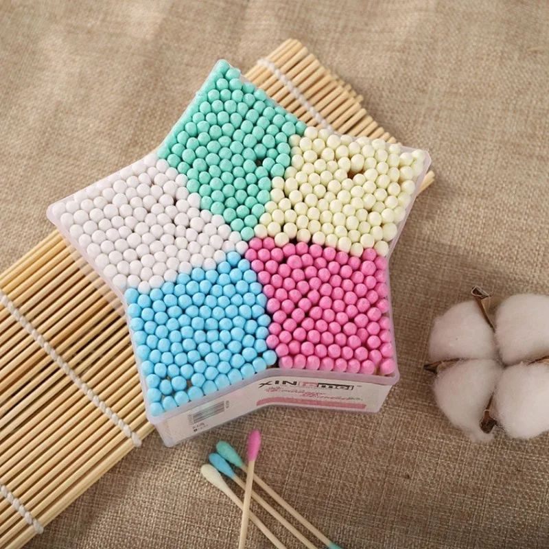 SoftCare Double-Ended Cotton Swabs 500pcs – Gentle Makeup & Ear Cleaning Essentials