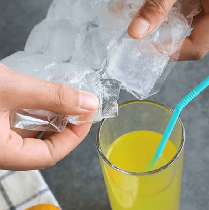 Self-Sealing Disposable Ice Cube Bags – Space-Saving Freezer Ice Tray Alternative (10 Pack)