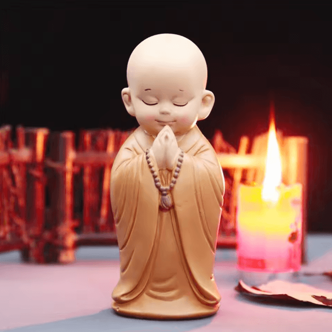 Cute Mini Monk Resin Figurine – Zen Buddha Statue for Desk & Home Decor