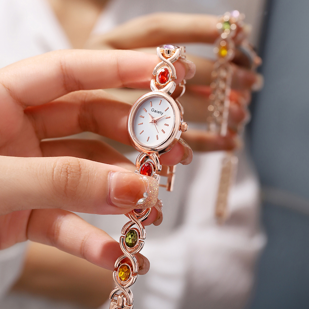 Elegant Temperament Line Scale Ladies Fashion Watch, Luxury Rhinestone Oval Quartz Dial