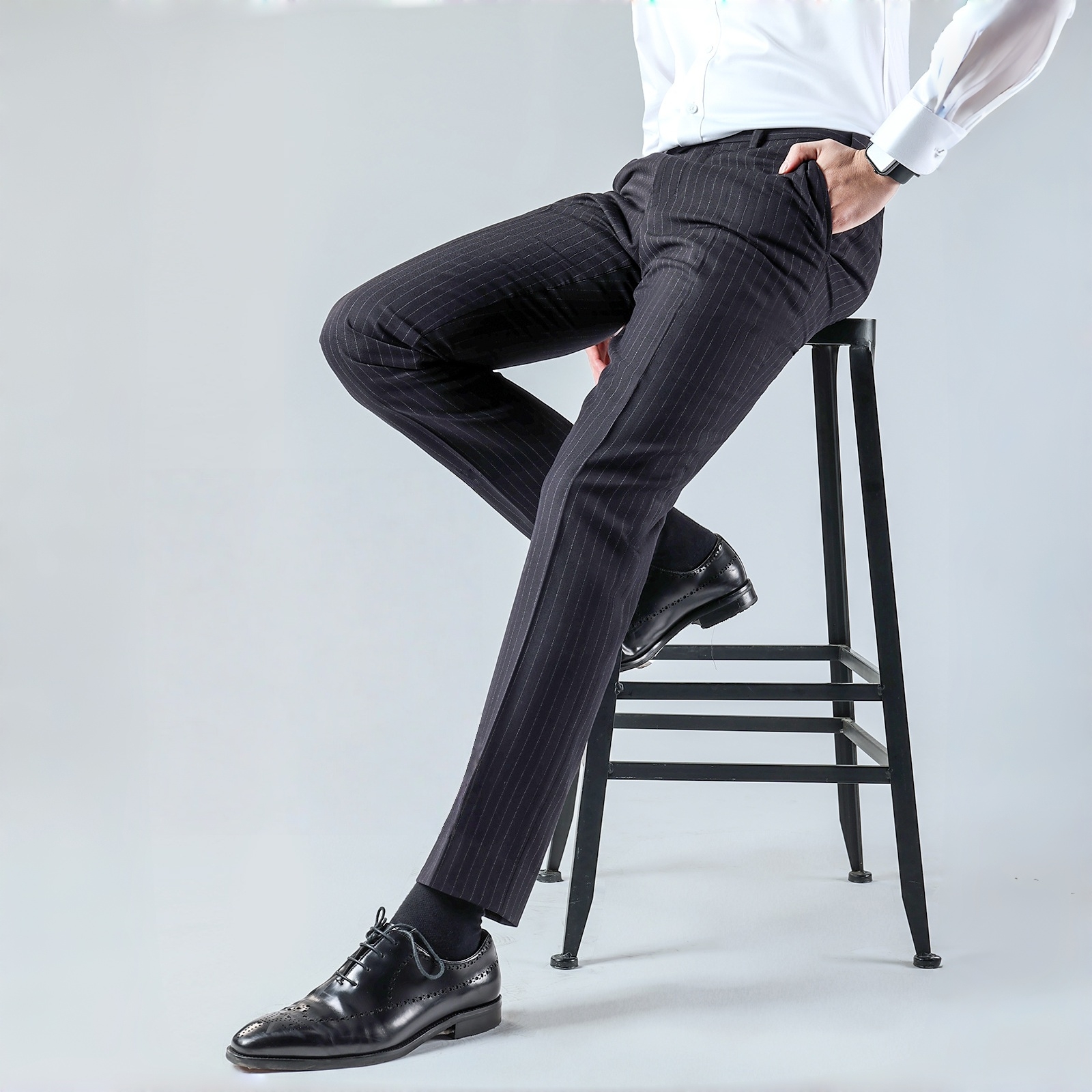 Men’s Gray Striped Straight-Leg Ankle Dress Trousers
