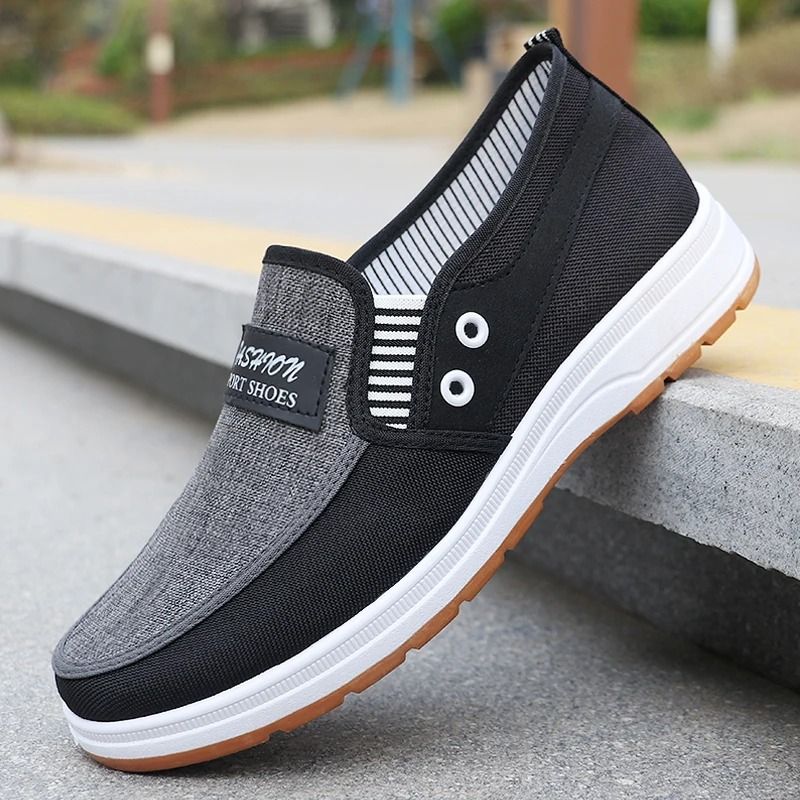 Mens Lightweight Knitted Running Shoes with Breathable Non Slip Sole