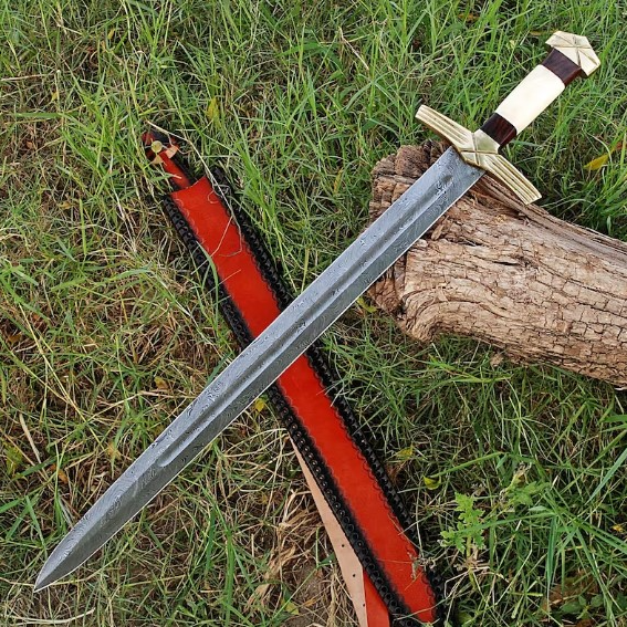 Formidable Viking Ruler Sword | Damascus Steel Hand-Forged Blade