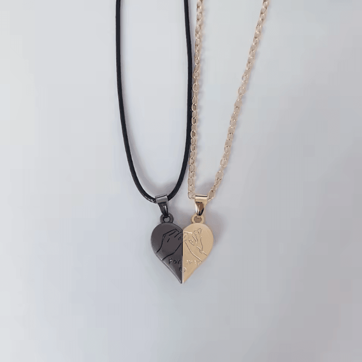 HeartbeatUnion Magnetic Couple Pendant Necklace – Electrocardiogram Heart Jewelry Gift Set