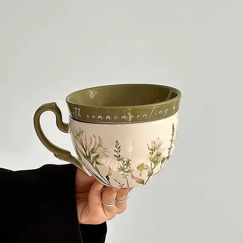 Large Ceramic Breakfast Mug with Lid and Saucer, Retro Style