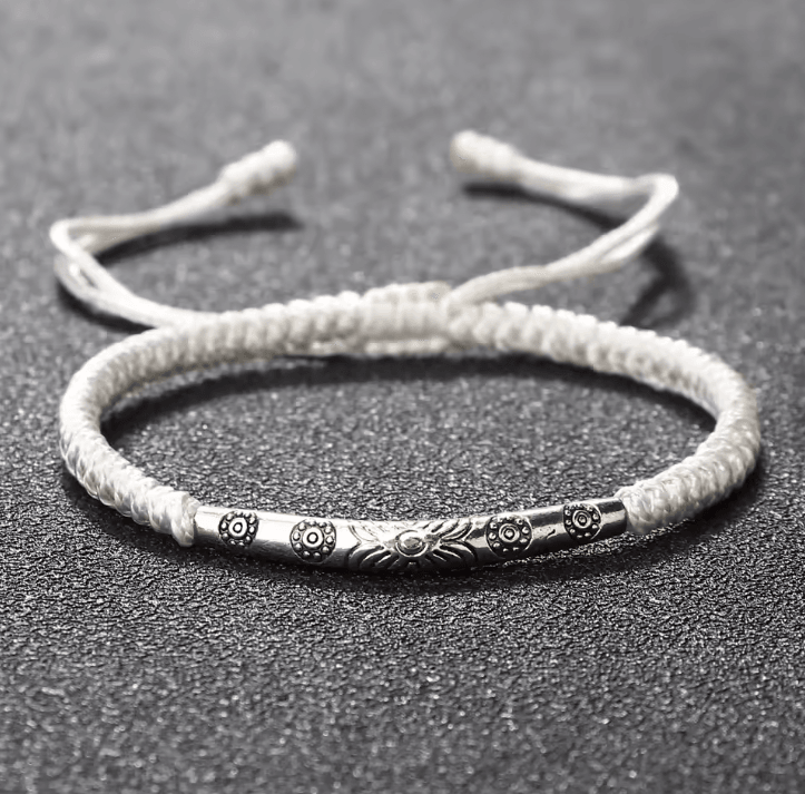 Bohemia Bloom Carved Flower Bracelet – Handmade Woven Lucky Rope Chain Bangle for Women & Men