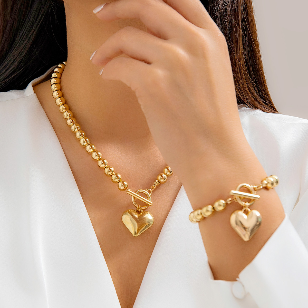 Trendy Hollow Heart Pendant Necklace, Ball Bead Chain Choker Necklace for Women, Elegant Party Jewelry Set