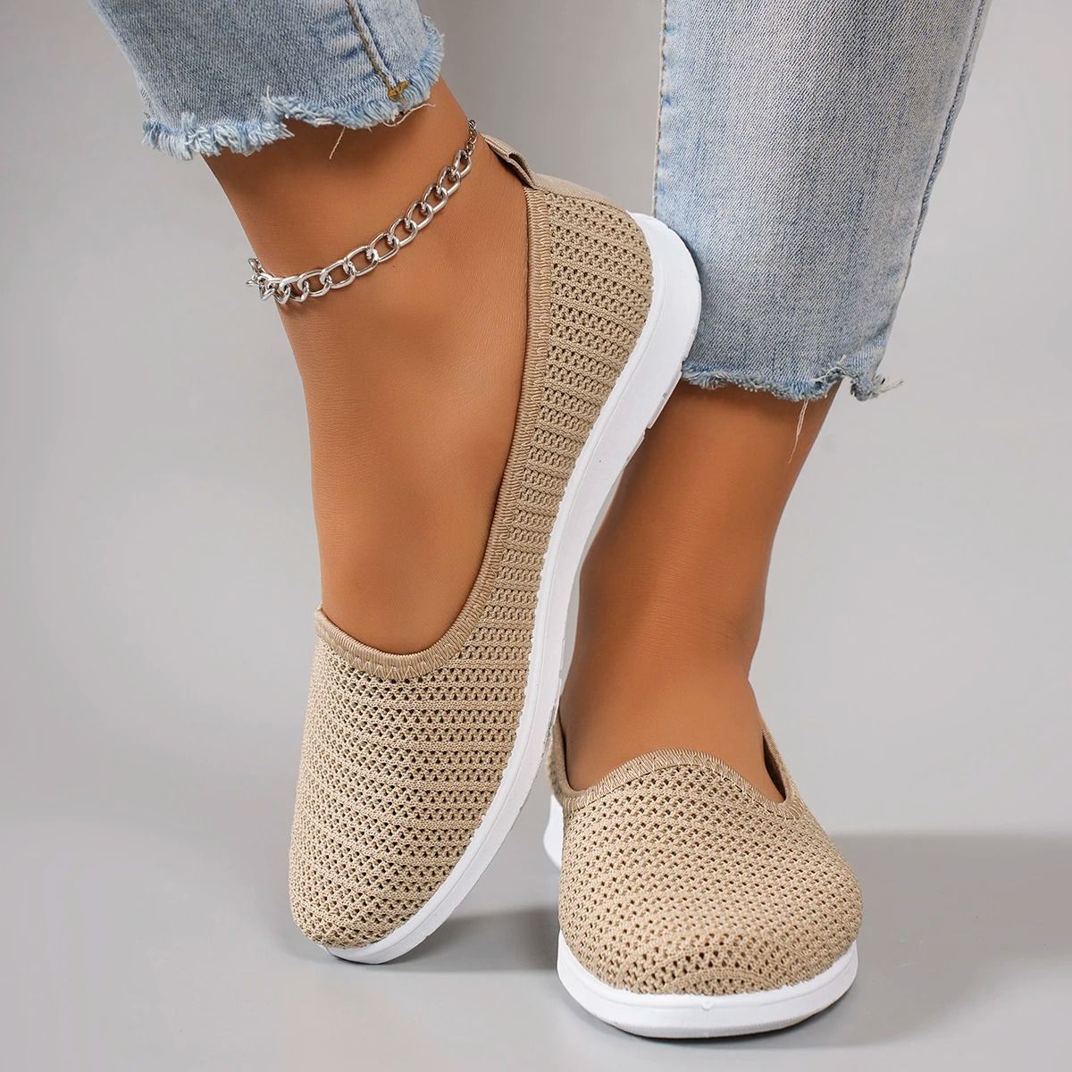 Lightweight Breathable Mesh Flat Shoes for Women Casual Style