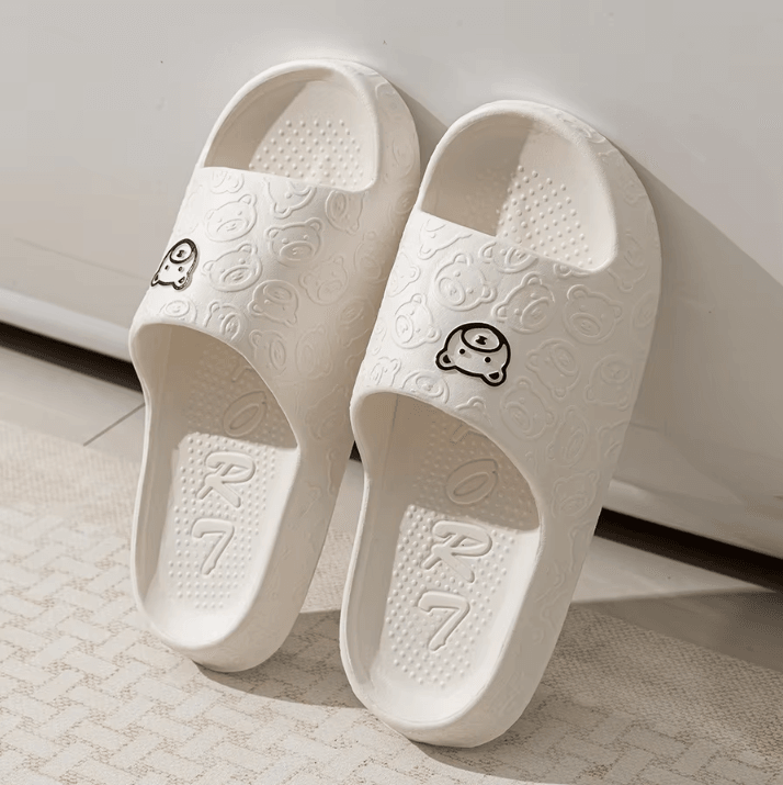 Cute Bear Cartoon Summer Slippers – Soft Non-Slip Indoor & Outdoor Slides