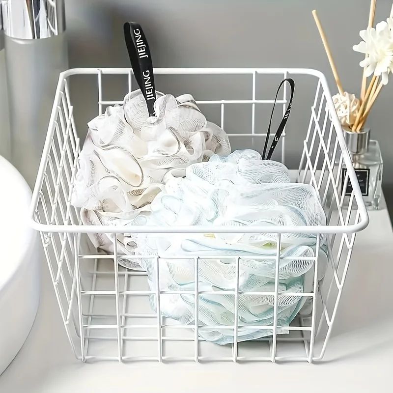 Luxury Shower Loofah Bath Sponge Super Soft Exfoliating Body Pouf Rich Lathering Shower Ball with Hanging Loop