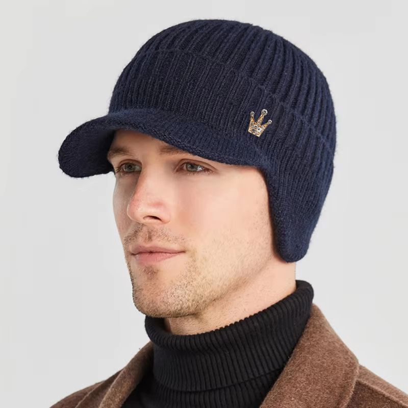 Autumn/Winter Fleece-Lined Windproof Beanie, Skull Caps for Cycling, Warmth for Both Men and Women