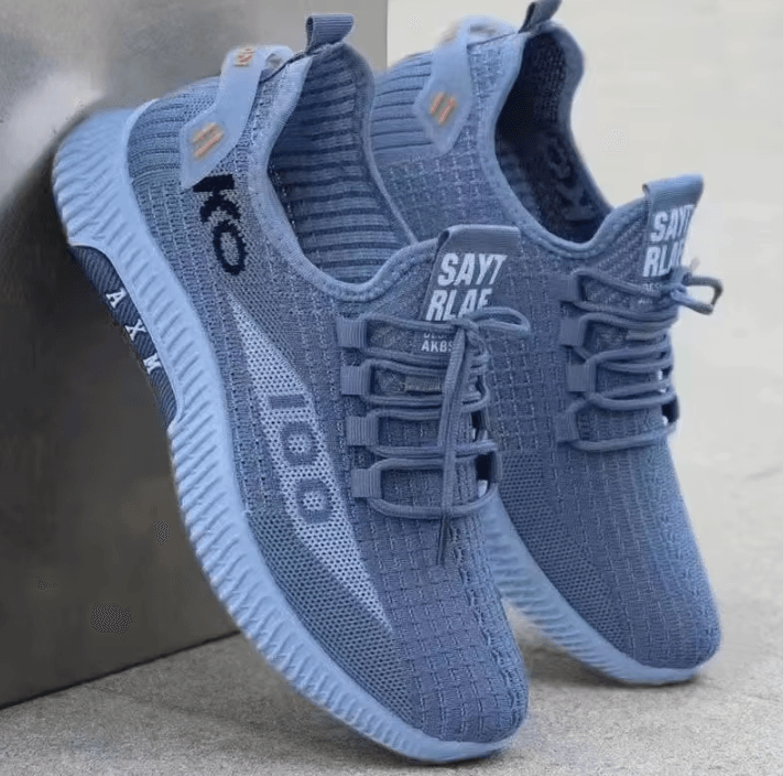 Soft Soled Breathable Shoes for Men – Casual Low-Top Sneakers for Spring and Autumn