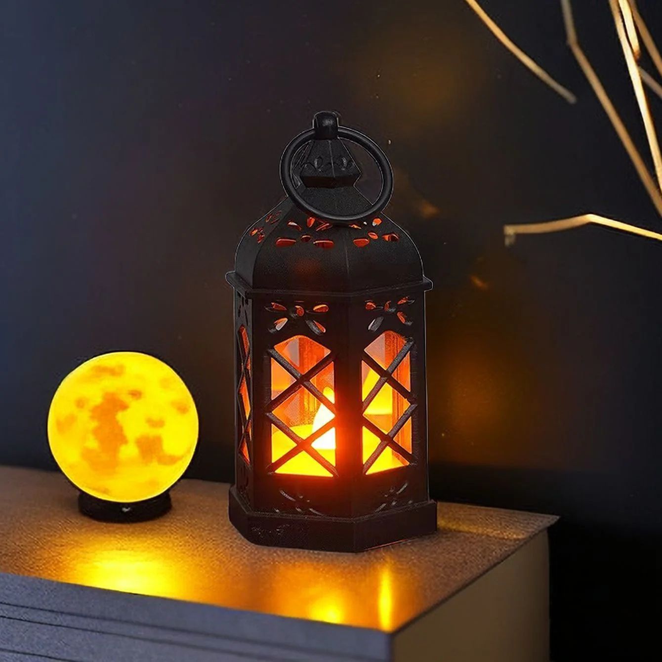 Vintage LED Candle Lantern Flameless Flickering Hanging Light for Indoor Outdoor Garden Party Festival Decor Atmosphere