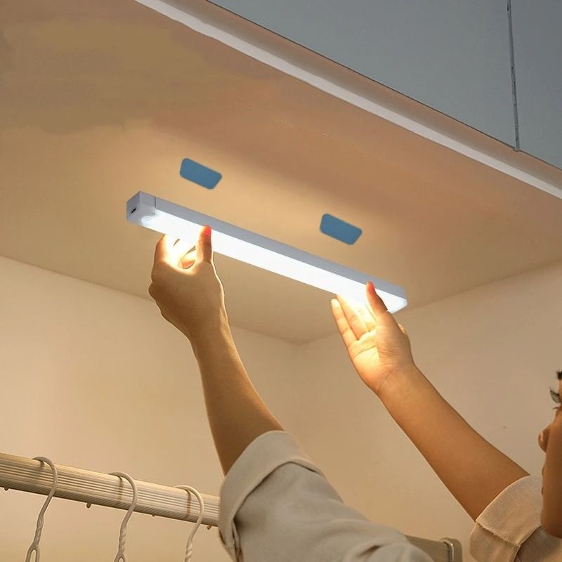 Wireless USB Rechargeable Motion Sensor LED Bar Light Portable Cordless Cabinet Lamp