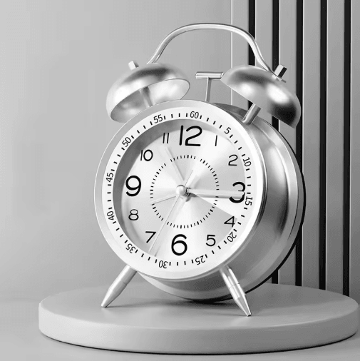 4.5 Inch Twin Bell Loud Metal Alarm Clock with 3D Dial and Backlight – Retro Battery Operated Desk Clock
