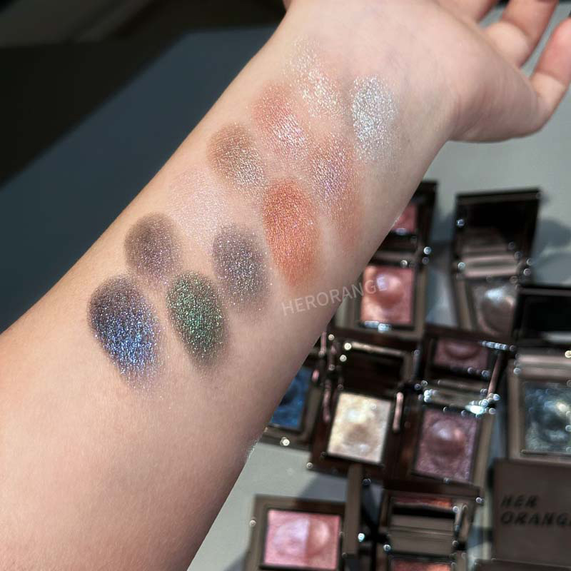 Fine Chameleon Dark Green Eyeshadow, Mashed Potato Sparkling Pearlescent Palette for Brightening Makeup