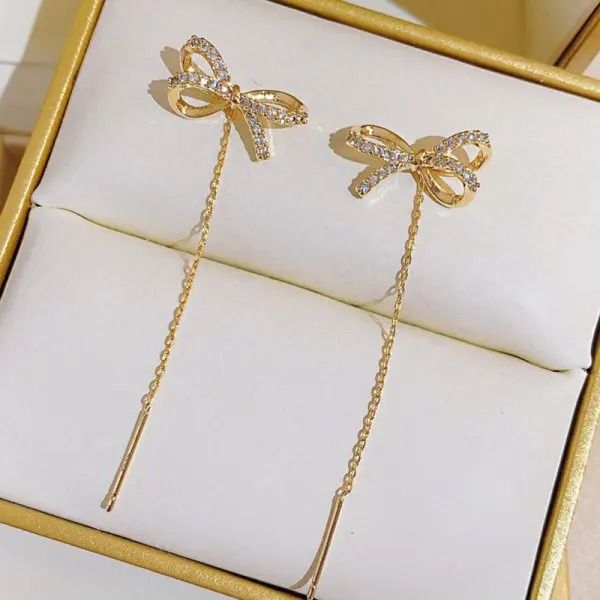 Exquisite Crystal Ear Line Hanging Earrings