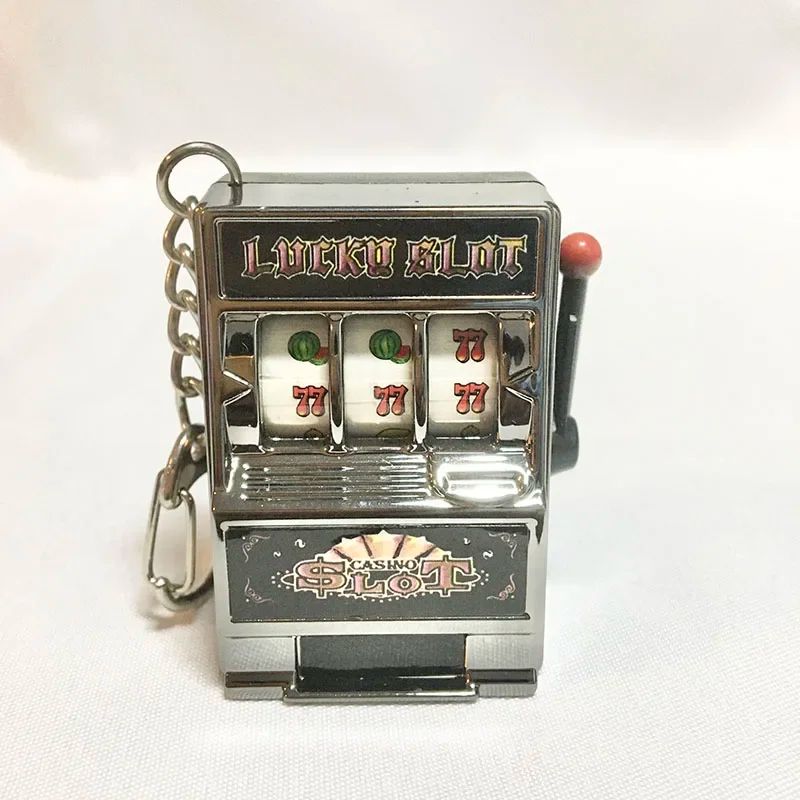 Simple Fashion Trend Slot Machine Keychain, Creative Fruit Machine Toy & Personalized Car Pendant Gift