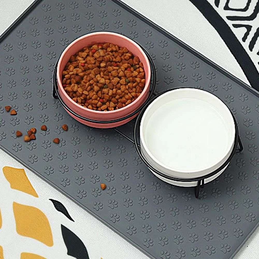 Silicone Pet Feeding Mat Paw Print Spill Proof Non Slip Food Bowl Placemat for Cats and Dogs